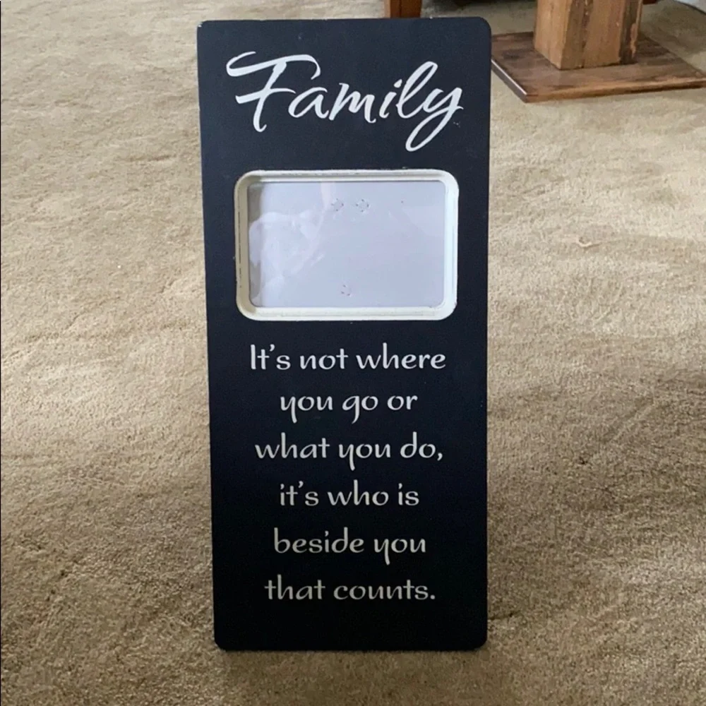 Family quote picture frame